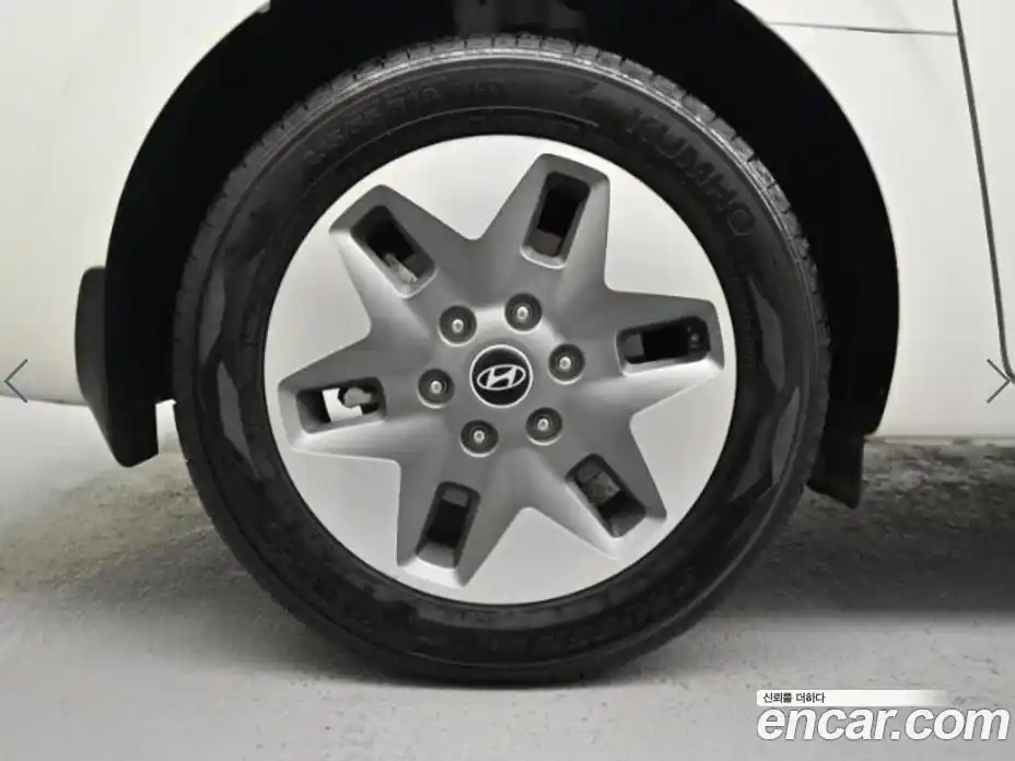 Hyundai Staria 2024 2.2 гидро в Москве, фото 5