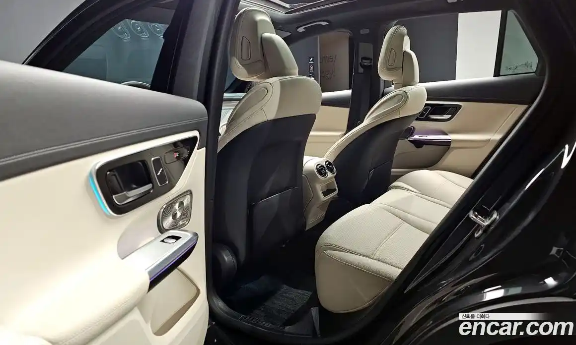 Mercedes-Benz GLC-Class 2024 2.0 гидро в Москве № 2123220, фото 16