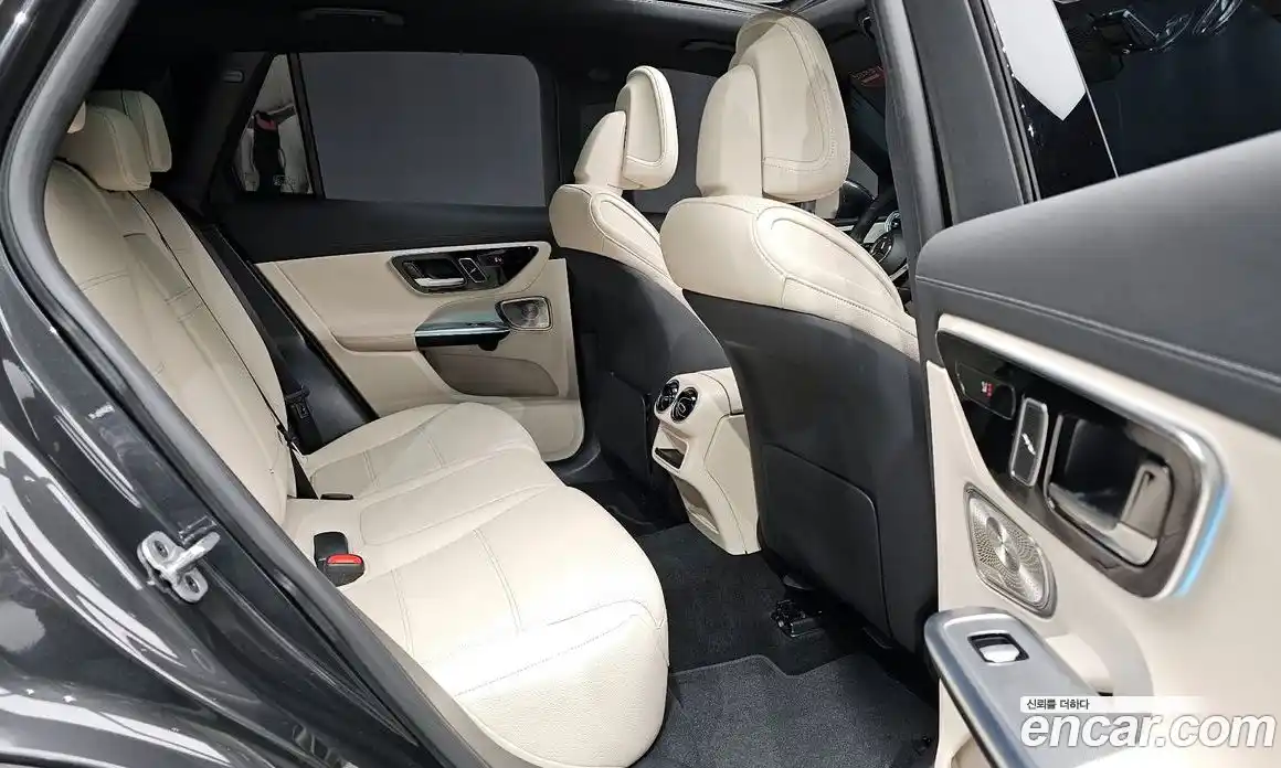 Mercedes-Benz GLC-Class 2024 2.0 гидро в Москве № 2123220, фото 18
