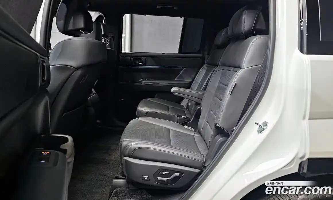 Hyundai Santa Fe 2024 1.6 гидро в Москве, фото 18