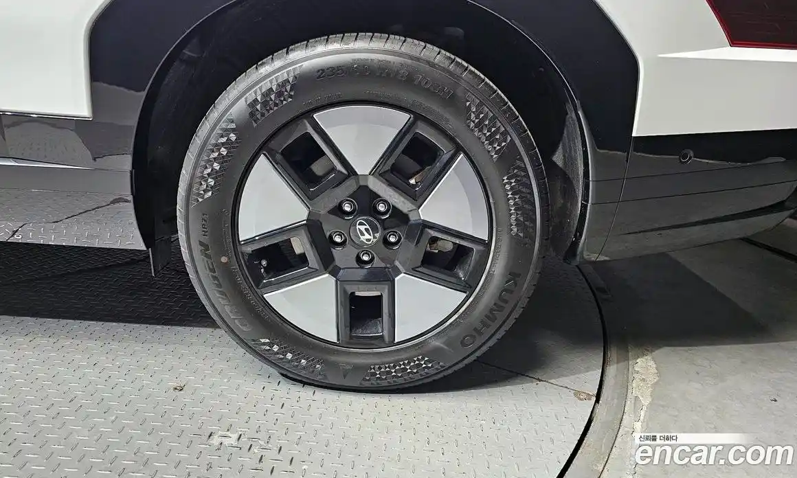 Hyundai Santa Fe 2024 1.6 гидро в Москве, фото 7