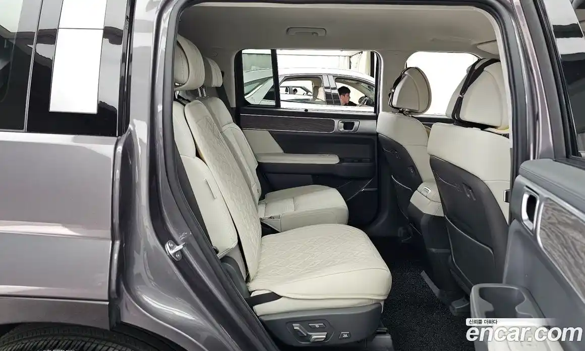 Hyundai Santa Fe 2024 2.5 гидро в Москве, фото 18
