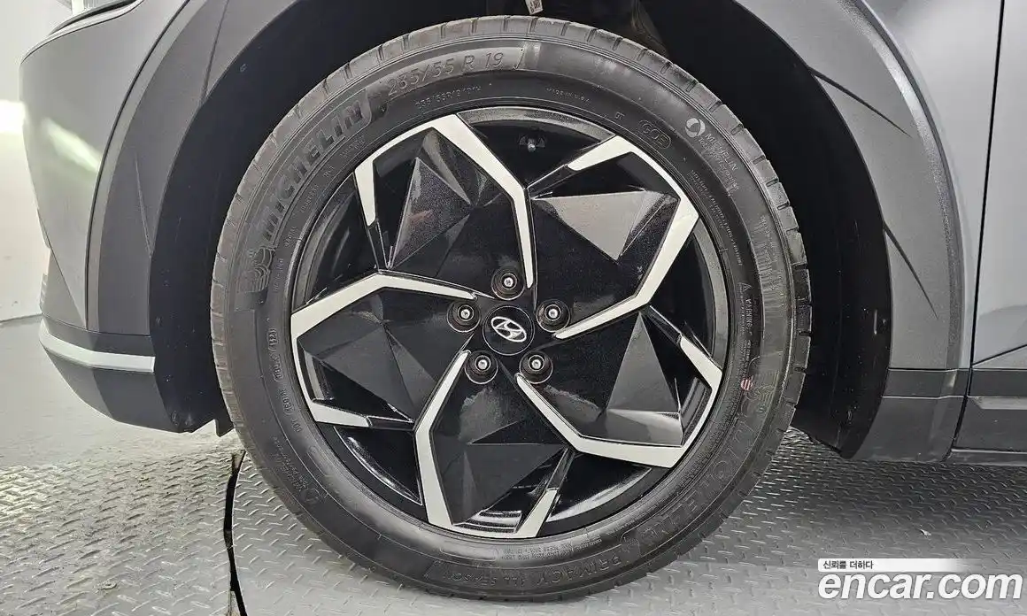 Hyundai Ioniq 5 2023 0.1 гидро в Москве, фото 5