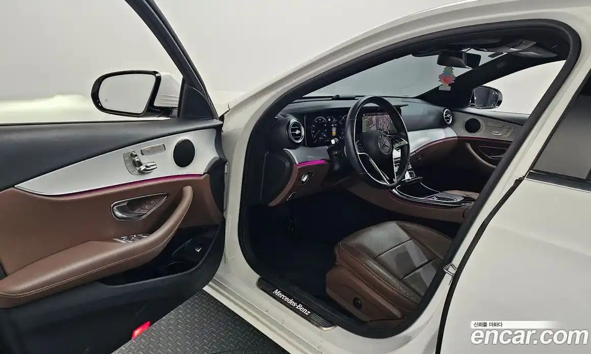 Mercedes-Benz E-Class 2021 2.0 гидро в Москве № 2123500, фото 13