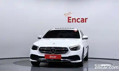 Mercedes-Benz E-Class 2021 2.0 гидро в Москве № 2123500, миниатюра 3