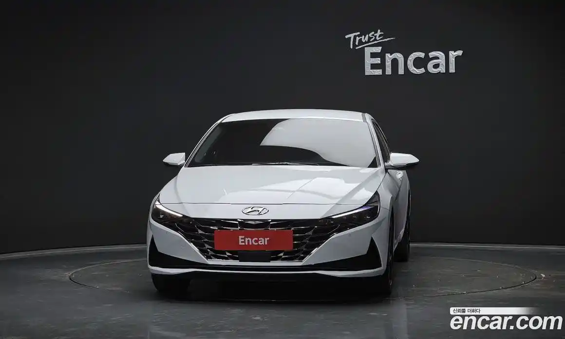 Hyundai Avante 2022 1.6 гидро в Москве, фото 3