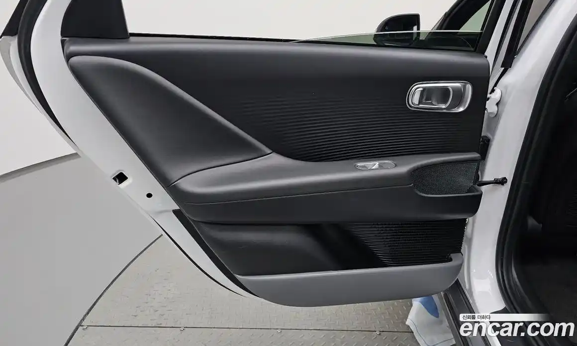 Hyundai Ioniq 6 2022 0.1 гидро в Москве № 2123537, фото 14