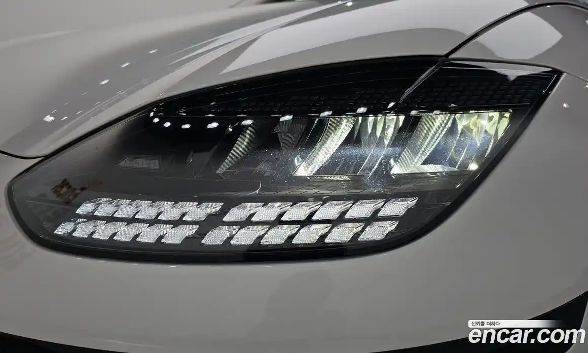Hyundai Ioniq 6 2022 0.1 гидро в Москве № 2123537, фото 7