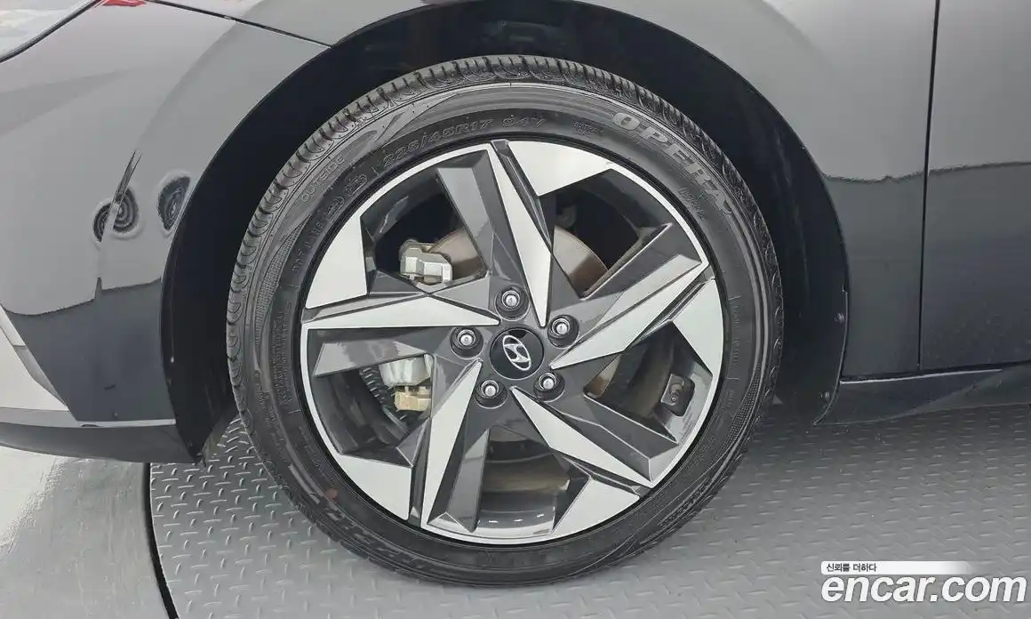 Hyundai Avante 2023 1.6 гидро в Москве, фото 5