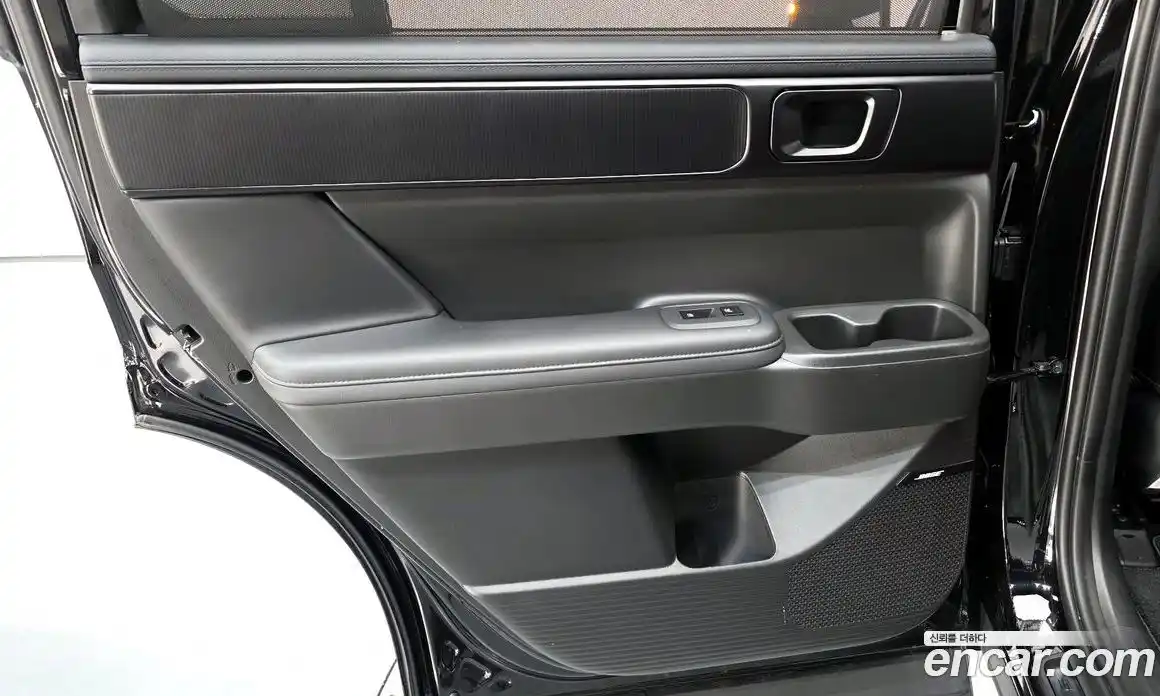 Hyundai Santa Fe 2024 1.6 гидро в Москве, фото 15