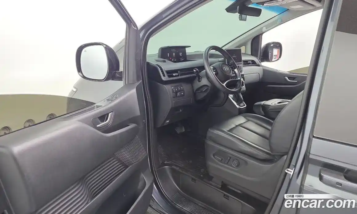 Hyundai Staria 2021 2.2 гидро в Москве, фото 10