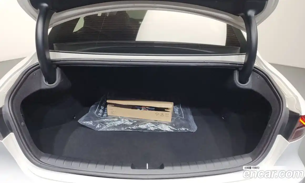 Hyundai Grandeur 2022 2.5 гидро в Москве, фото 24