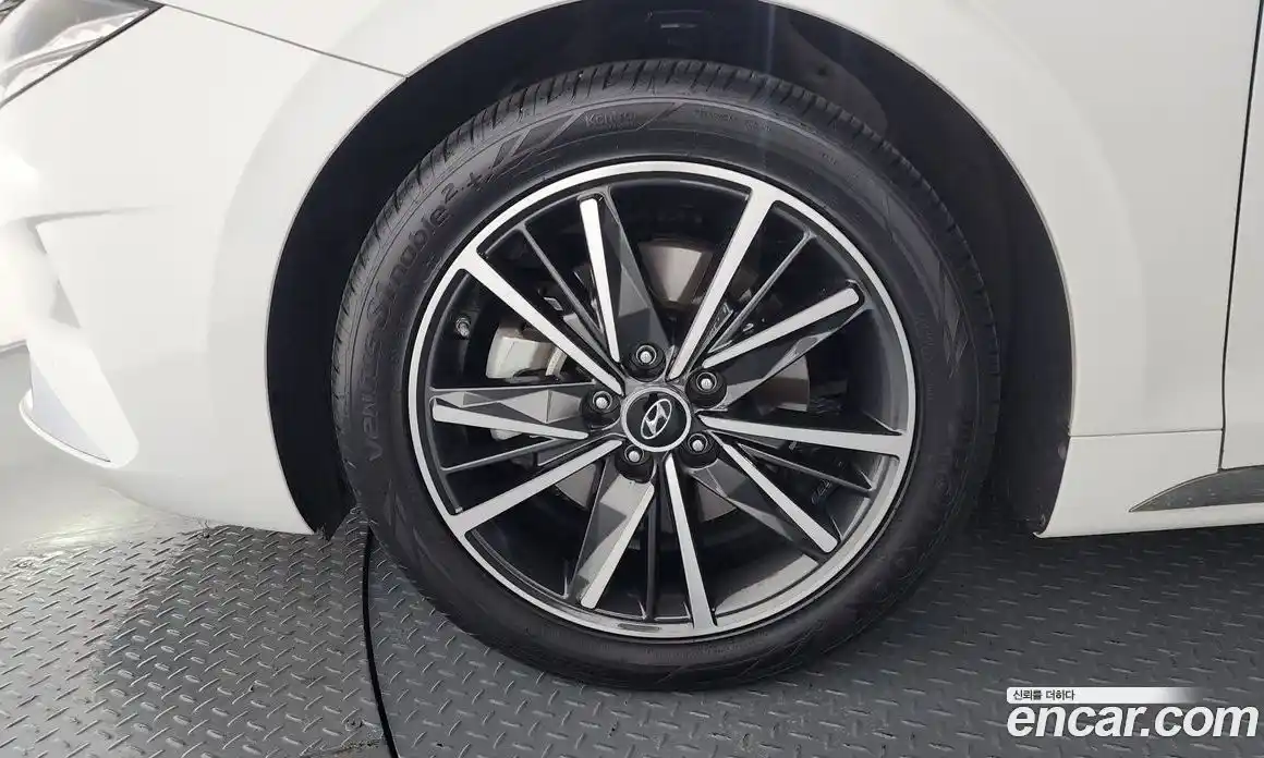 Hyundai Grandeur 2022 2.5 гидро в Москве, фото 5