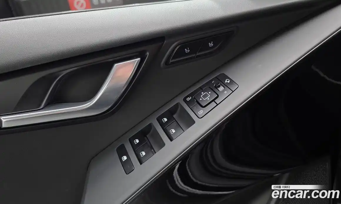 Kia Niro 2023 0.2 гидро в Москве № 2124191, фото 24