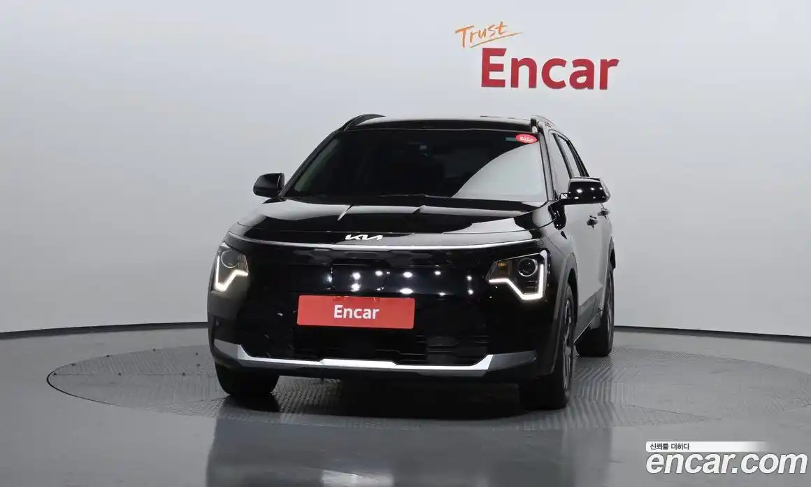 Kia Niro 2023 0.2 гидро в Москве № 2124191, фото 3