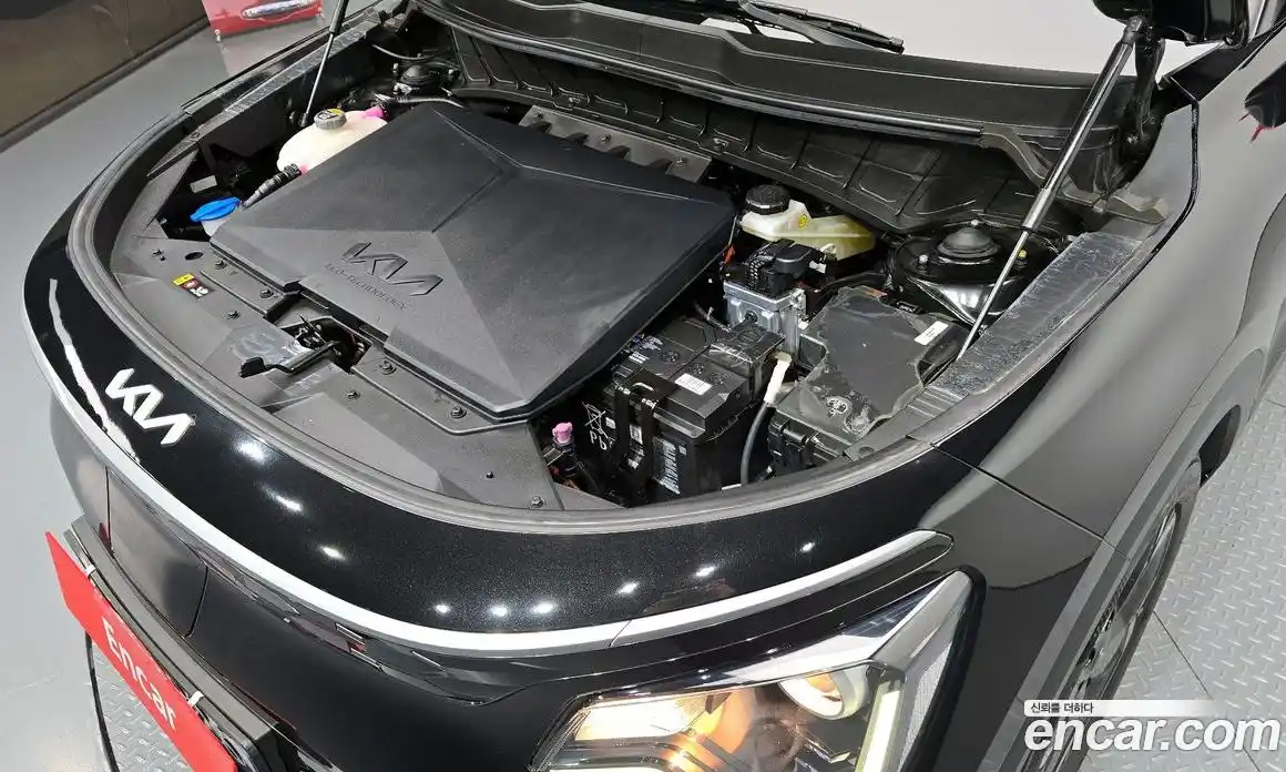 Kia Niro 2023 0.2 гидро в Москве № 2124191, фото 6