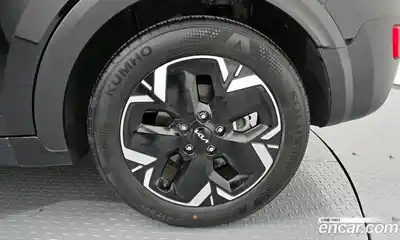 Kia Niro 2023 0.2 гидро в Москве № 2124191, миниатюра 7