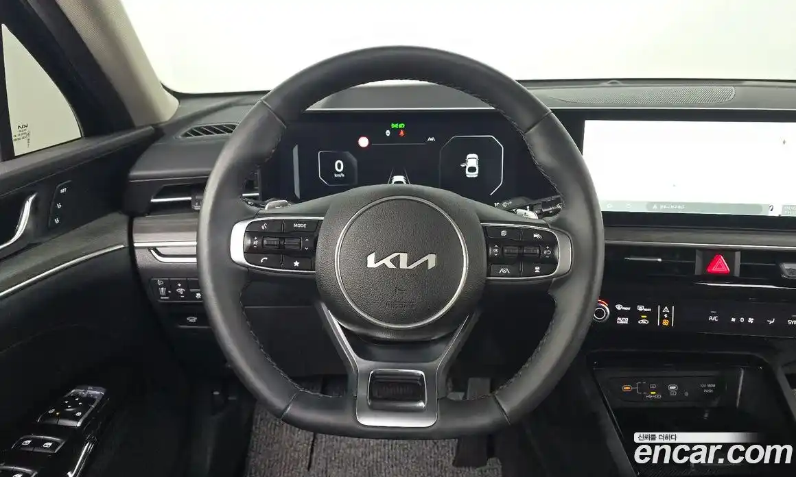 Kia K5 2025 1.6 гидро в Москве, фото 13