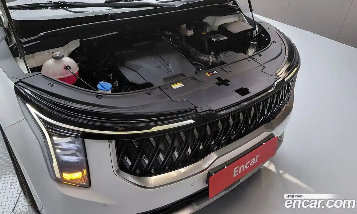 Kia Canival 2023 3.5 гидро в Москве, фото 6