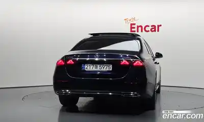 Mercedes-Benz E-Class 2024 3.0 гидро в Москве № 2124466, миниатюра 4