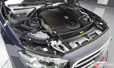 Mercedes-Benz E-Class 2024 3.0 гидро в Москве № 2124466, миниатюра 6