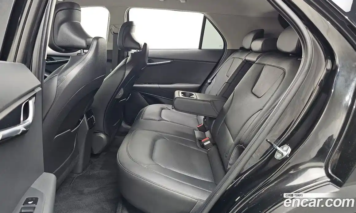 Kia Niro 2023 0.2 гидро в Москве, фото 16