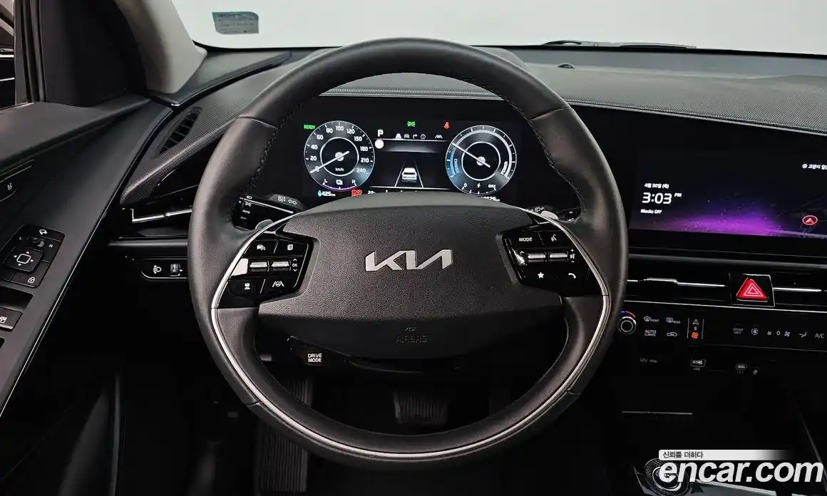 Kia Niro 2023 0.2 гидро в Москве, фото 17