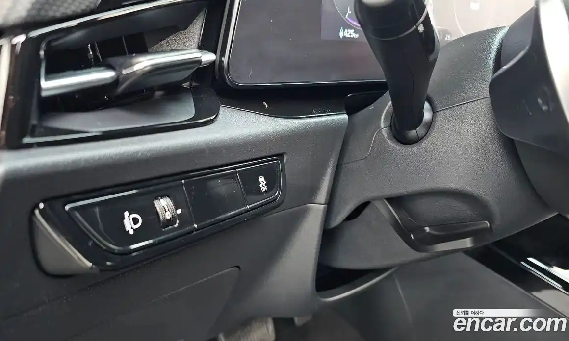 Kia Niro 2023 0.2 гидро в Москве, фото 23