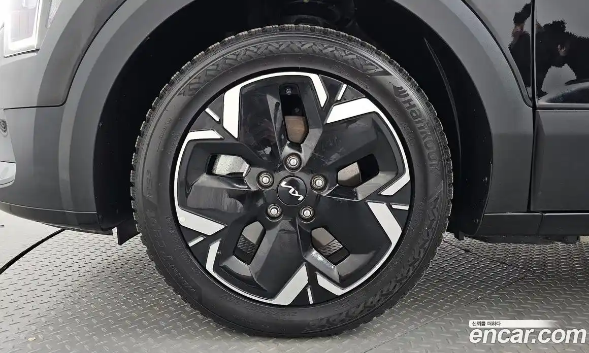 Kia Niro 2023 0.2 гидро в Москве, фото 4