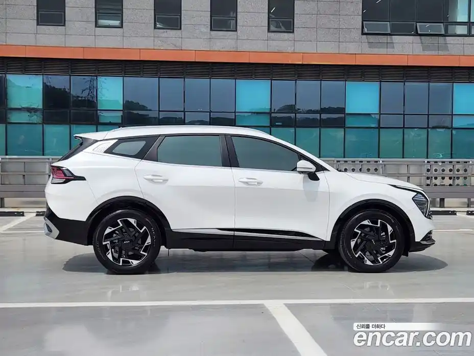 Kia Sportage 2024 1.6 гидро в Москве, фото 3