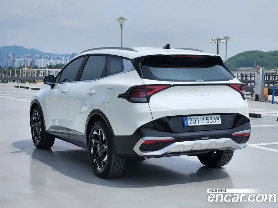 Kia Sportage 2024 1.6 гидро в Москве, фото 4