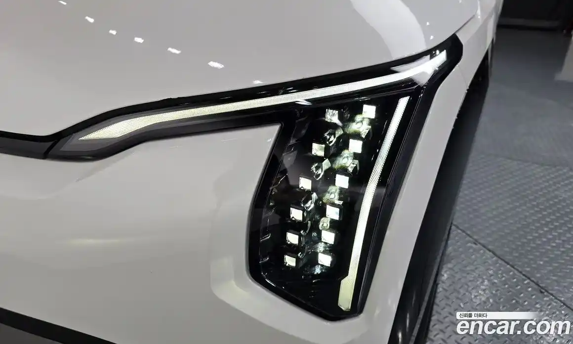 Kia EV3 2024 0.2 гидро в Москве, фото 8