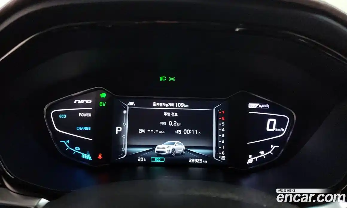 Kia Niro 2020 1.6 гидро в Москве, фото 10