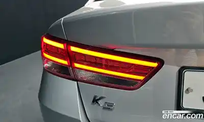 Kia K5 2017 2.0 гидро в Москве № 2124876, миниатюра 9