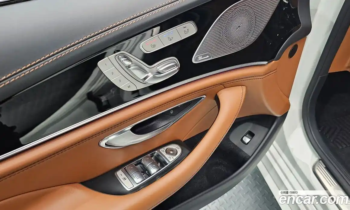 Mercedes-Benz AMG GT 2021 3.0 гидро в Москве, фото 10