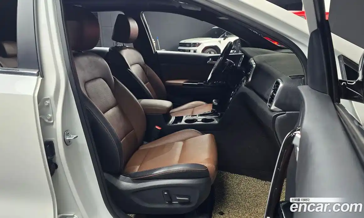 Kia Sportage 2019 2.0 гидро в Москве, фото 13