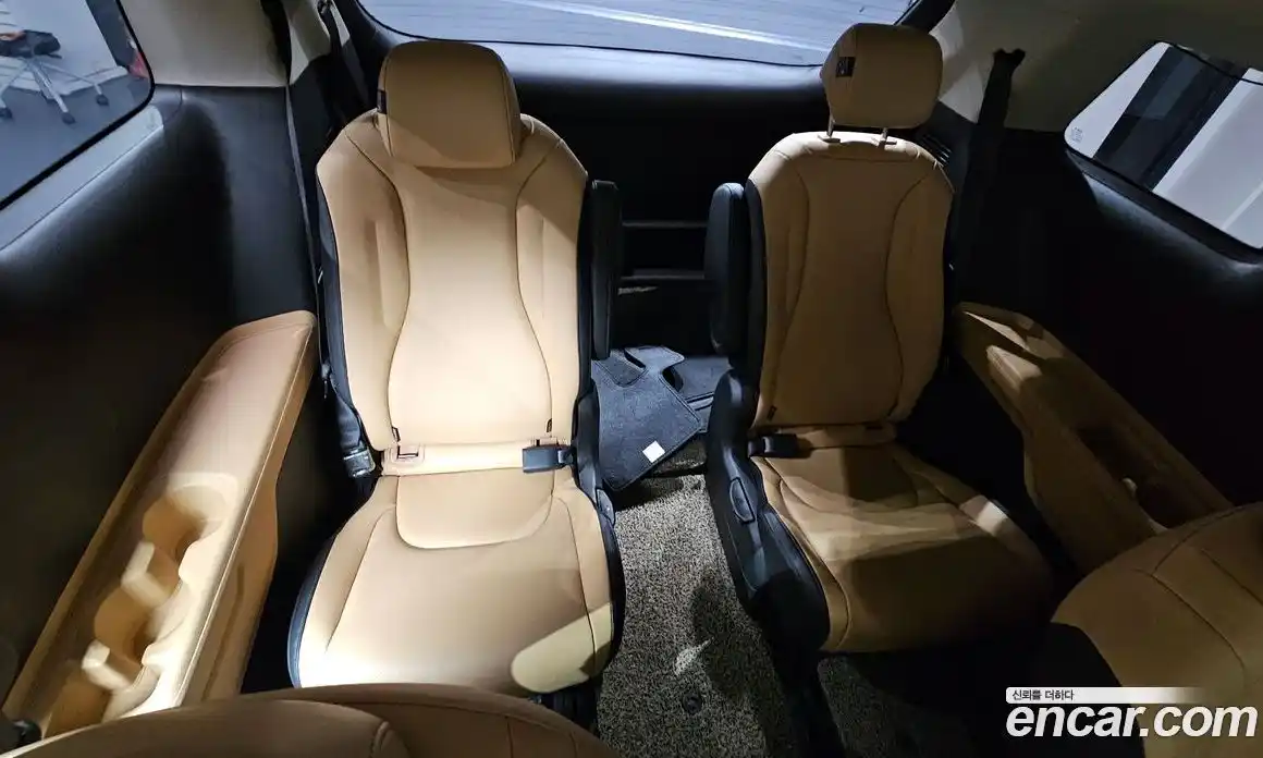 Kia Canival 2022 3.5 гидро в Москве № 2125049, фото 13