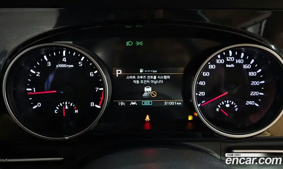 Kia Canival 2022 3.5 гидро в Москве № 2125049, фото 8