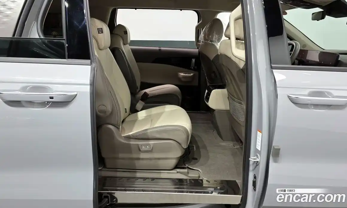 Kia Canival 2024 2.2 гидро в Москве, фото 17