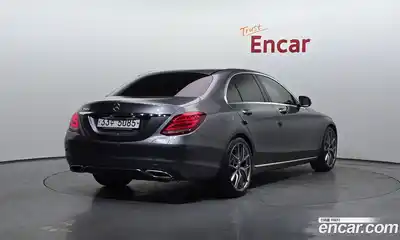 Mercedes-Benz C-Class 2018 2.0 гидро в Москве № 2125358, миниатюра 2