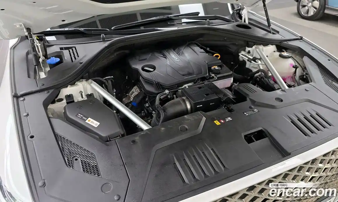 Genesis GV70 2023 2.5 гидро в Москве № 2125405, фото 6