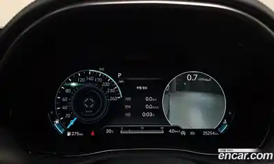 Genesis GV70 2023 2.5 гидро в Москве № 2125438, миниатюра 8