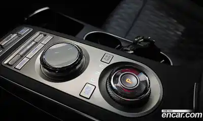 Genesis GV70 2023 2.5 гидро в Москве № 2125438, миниатюра 9