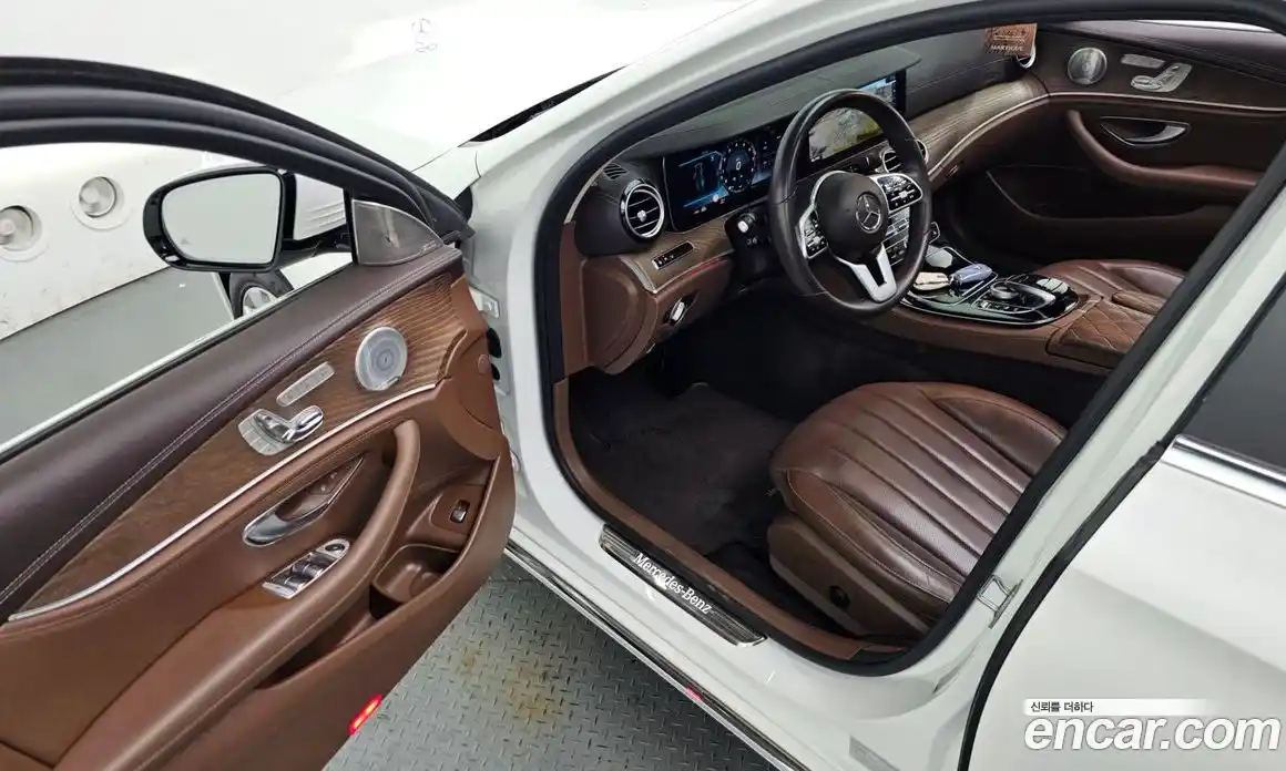 Mercedes-Benz E-Class 2020 2.0 гидро в Москве, фото 13