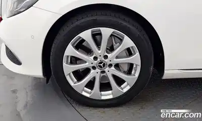 Mercedes-Benz E-Class 2020 2.0 гидро в Москве, миниатюра 5