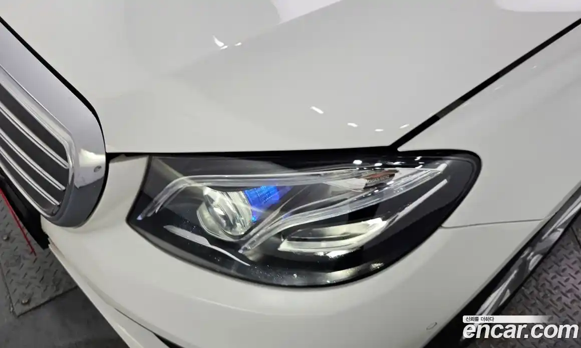 Mercedes-Benz E-Class 2020 2.0 гидро в Москве, фото 8