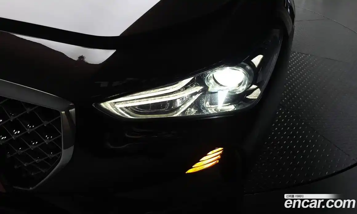 Genesis G70 2018 2.0 гидро в Москве, фото 8