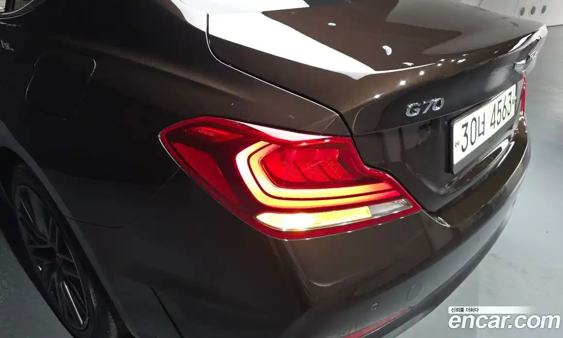 Genesis G70 2018 2.0 гидро в Москве, фото 9