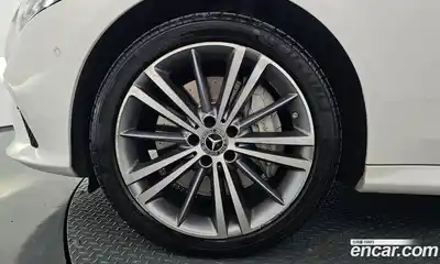 Mercedes-Benz CLS-Class 2018 2.9 гидро в Москве, миниатюра 5