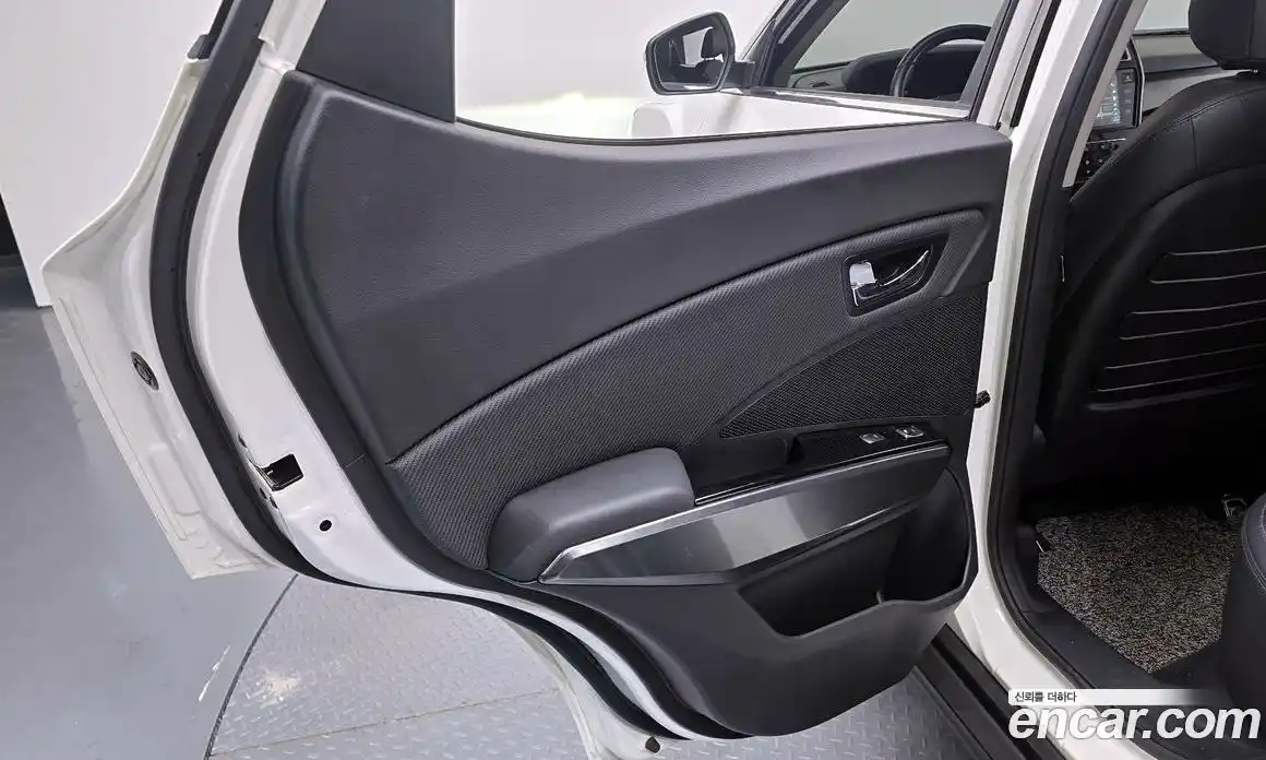 SsangYong TIBOLI 2021 1.5 гидро в Москве № 2126064, фото 14